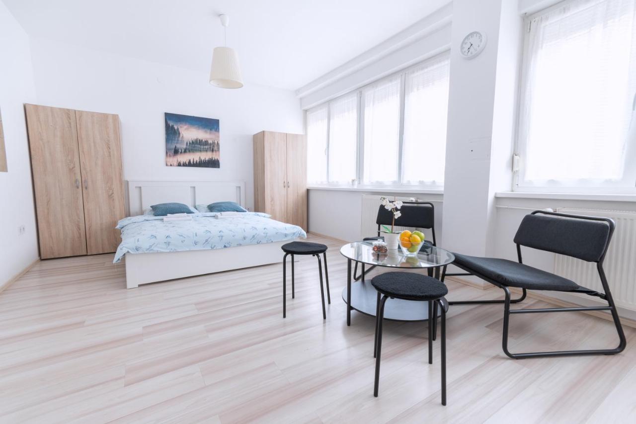 The Dots Hostel Zagreb Eksteriør bilde